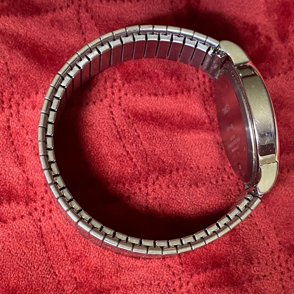 Vintage Timex Men’s Watch - Picture 11 of 13